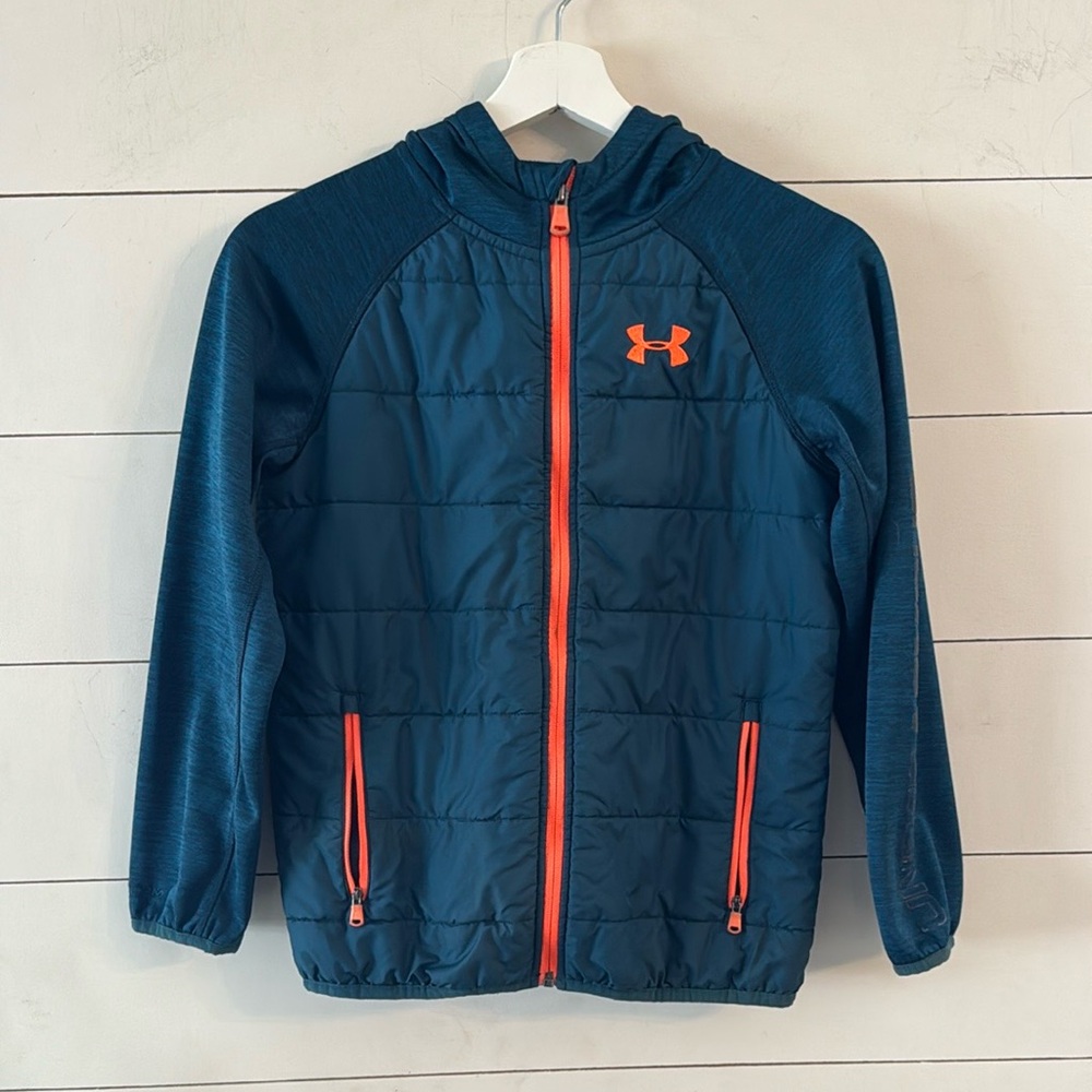 Under Armour Blue Lined Fall/Winter Jacket with Orange Accents Size Medium